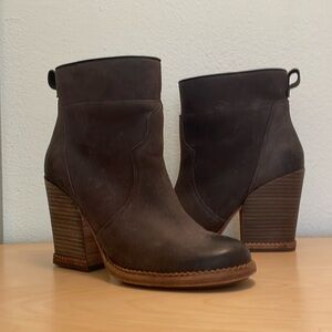 Timberland Dark Gray Marge Short Heeled Boots W/ Bags NWOT